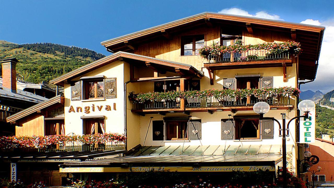 Hotel Restaurant Angival - Chambres Et Appartement Bourg-Saint-Maurice Exteriör bild